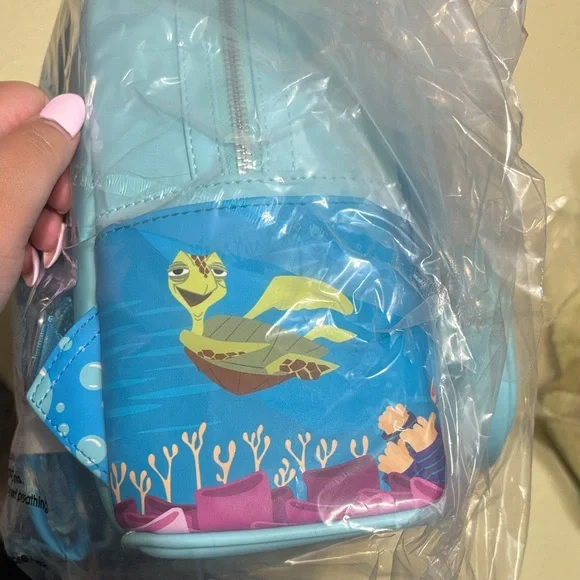 Loungefly Hardtag: Finding Nemo 20th anniversary- NWT - Picture 6 of 7